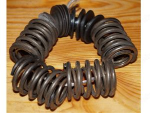 Ventilfeder  Ventilfederteller Satz Motorrad Ural Dnepr MT 10, 11, 16 neu Bild 2