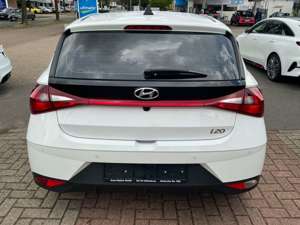 Hyundai i20 1.0 T-GDI SHZ DAB ACC Kamera Bild 4
