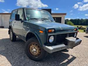 Lada Niva 1.7i Only 4x4 SEILWINDE 41131km TÜV NEU