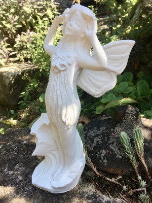 Elfe, liegend und stehend, Ton weiß, NEU Bild 4