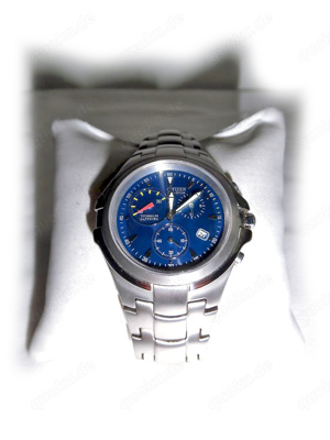 Schöne Armbanduhr von Citizen Eco-Drive