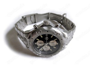 Schöne Armbanduhr von Mercedes Bild 2