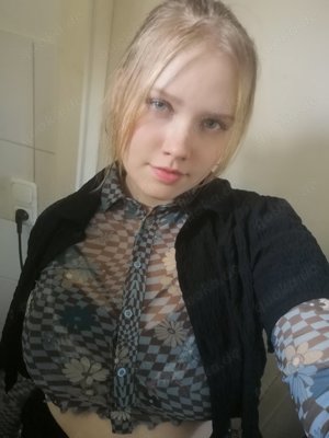 Bilder und Videos | Solo, anal mit Toys, Sex, Outdoor uvm :)