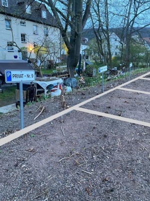 zahlreiche Stellplätze in Jena Löbstedt zu vermieten