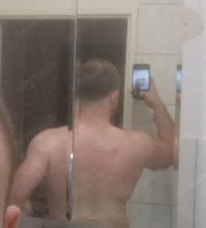 M30 sportlich muskulös 173cm 80kg