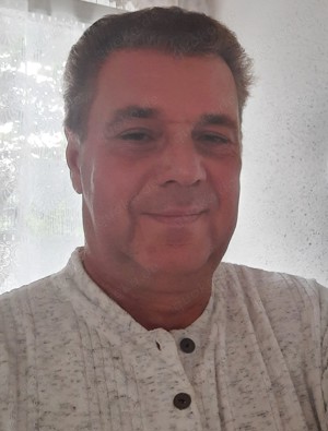 Attraktiver Mann, sucht Mädels, Frauen von 21-55 Jahren, die sich gern erotisch fotografieren lassen