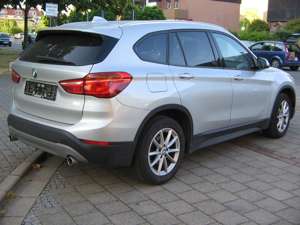 BMW X1 xDrive 18 d Advantage/H-U-D/GUTE AUSSTATTUNG Bild 4