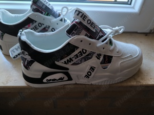 Sneaker Turnschuhe neu Größe 42  Bild 6