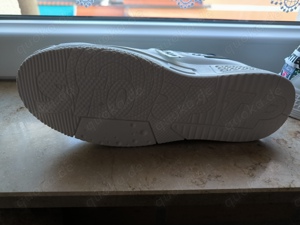 Sneaker Turnschuhe neu Größe 42  Bild 7
