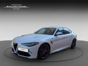 Alfa Romeo Giulia GIULIA 2.9 MT6 QUADRIFOGLIO SAMMLER MANUEL
