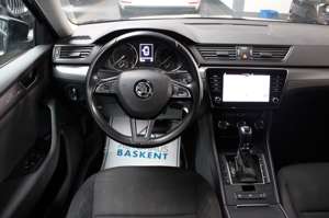 Skoda Superb 2.0 TDI Combi Active*SHZ*PDC*NAVI*GRA* Bild 2