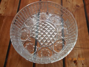 Schwere Glas- Bonboniere m. Deckel, Durchm. 25 cm von Waltherglas Bild 4