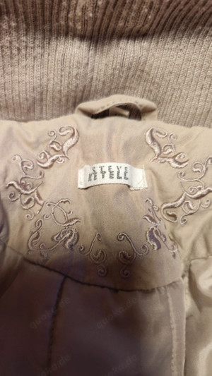 Winterjacke in beige Bild 4