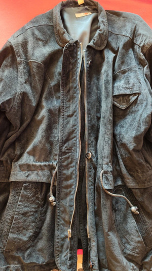 Wildlederjacke
