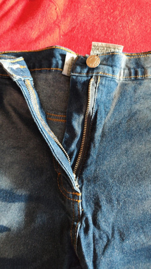 Blaue Jeanshose NEU Bild 3