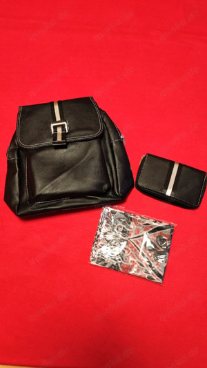 Rucksack schwarz NEU