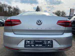 Volkswagen Passat Lim. BMT/Start-Stopp R-LINE PANO RÜCKCAM Bild 5