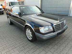 Mercedes-Benz E 220 Coupe Leder 27 Jahre ein Besitzer Orginal