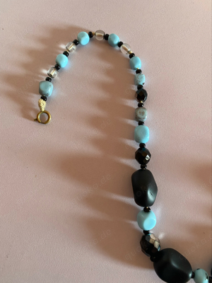 Bunte Modekette mit Steinen  Bild 4
