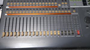 Digitalmischpult, Yamaha02R, Mischpult, Digital Recording Console Bild 4