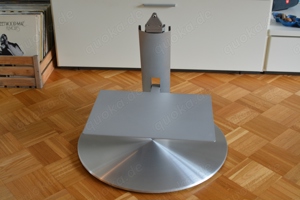 Loewe TV Standfuß Edelstahl Bild 2