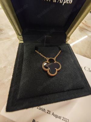 Van Cleef Aparels Vintage Alhambra