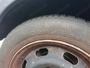 Biete 4 Winterreifen 185 60 R15  mit viel Profil (5mm) auf Stahlfelgen (Peugeot 1007)
