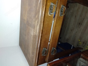 Dame nsekretär  echtholz von 1945 zuverkaufen 
