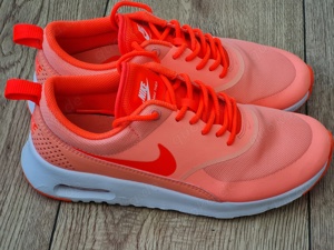 Nike Air Max Thea Damen WMNS Sneaker Schuhe Gr. 37,5