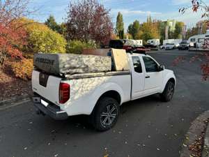 Nissan Navara Pickup King Cab SE 4X4 / SONDERUMBAU Bild 4