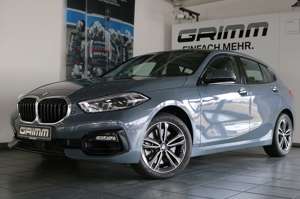 BMW 120 i Sport Line Leder Panoramadach el. Sitze uvm.