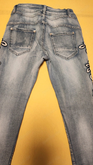 Jeans NEU Blumen Bild 4