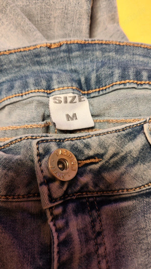Jeans NEU Blumen Bild 10