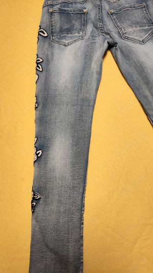 Jeans NEU Blumen Bild 5