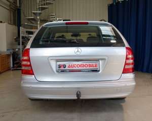 Mercedes-Benz C 180 C -Klasse T-Modell  T Kompressor"Sport" Bild 3