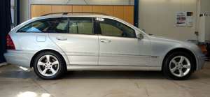 Mercedes-Benz C 180 C -Klasse T-Modell  T Kompressor"Sport" Bild 5