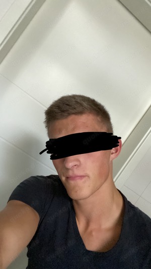 Schlanker, attraktiver und gepflegter junger Masseur sucht Dame 