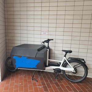 Überdachter Parkplatz für z.B. Lastenfahrrad, Motorrad, Roller, Ebike usw. Bild 4