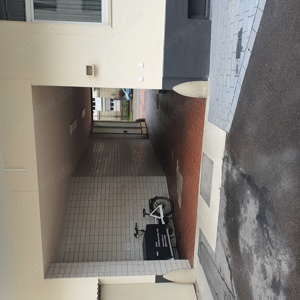 Überdachter Parkplatz für z.B. Lastenfahrrad, Motorrad, Roller, Ebike usw. Bild 2