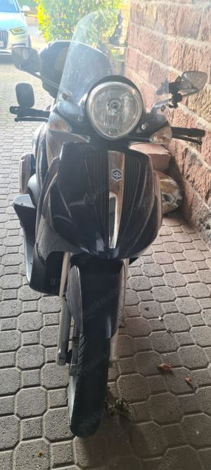 Leichtkraftrad Piaggio Beverly 125 Tourer Bild 6