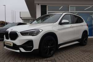 BMW X1 xDrive25e Sport Line DAB LED Pano.Dach RFK