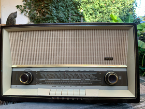 Grundig Radio