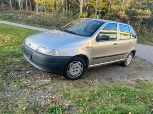 Fiat Punto Checkheftgepfl. bj 99 108.900 km top Motor