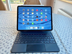 Apple iPad Pro 4. Gen 256GB, WLAN + 5G 11 Zoll -Grau mit Apple Magic Keyboard