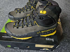 La Sportiva Wanderschuhe TX5 Mid GTX Men Gr. 42,5