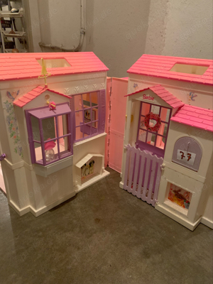 Barbie House