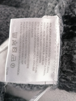 Winterpullover grau, gemustert Größe XL (48 50) Bild 4