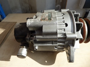 Lichtmaschine Hitachi LR150-428T 23100-43G06 Bild 3