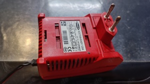 Fronius Acctiva easy 1204 DEFEKT inkl. Ladekabel und Klemmen  Bild 9