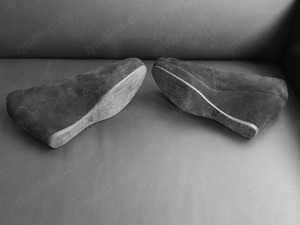 Hübsche Damen-Wildlederschuhe mit Keilabsatz, Schwarz, kaum getragen, Gr.41 Bild 3